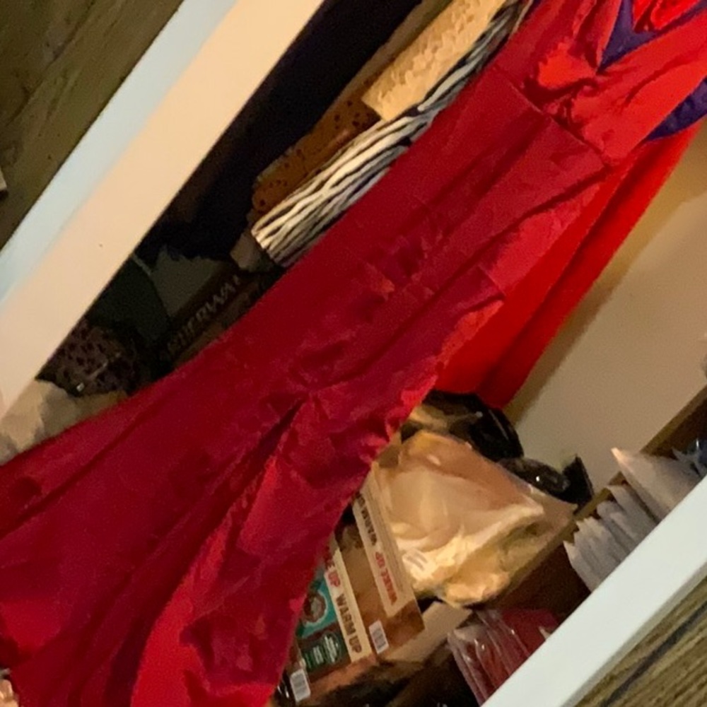 High slit floor length satin feel gown - Picture 11 of 11